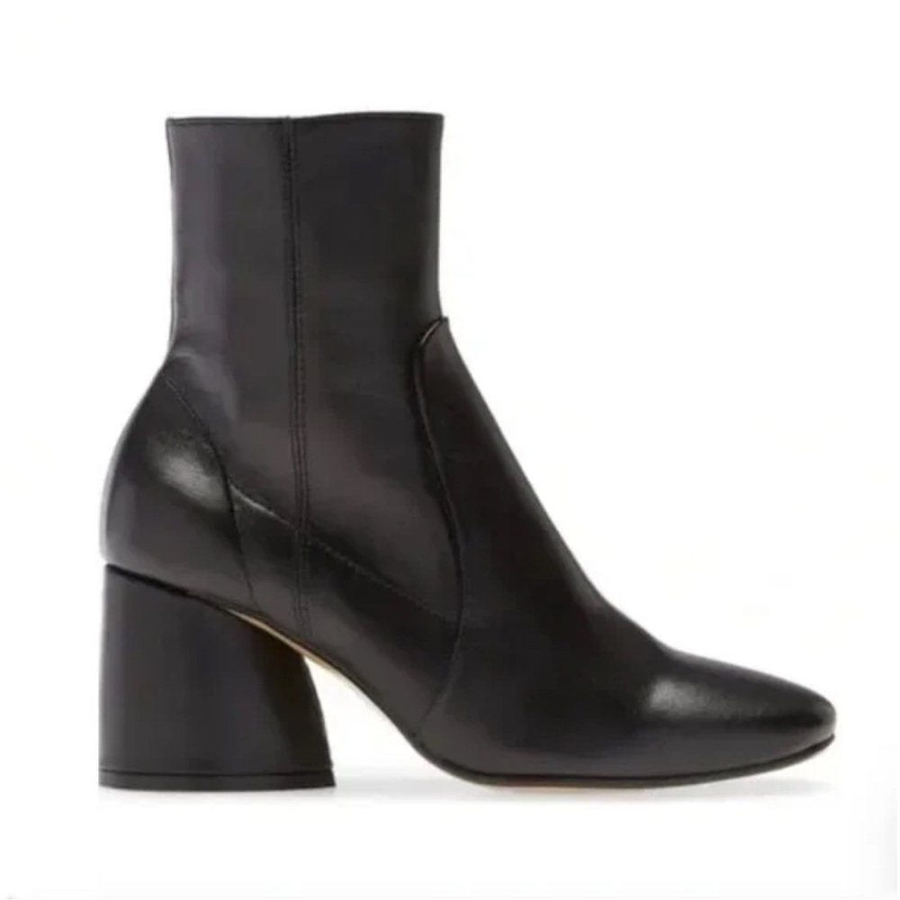 Intentionally Blank Luck Black Leather Ankle Boots Made in Spain 9